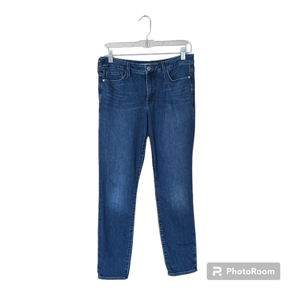 Athleta Sculptek Skinny Jean Pant in Dark Wash Women’s Size 6